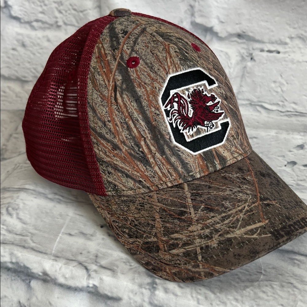 GAMECOCKS Camo and Red Mesh Trucker Hat